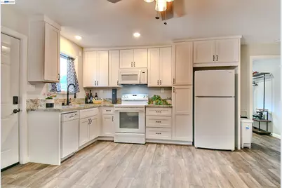 1932 College Ave, Livermore, CA 94550 - Photo 45