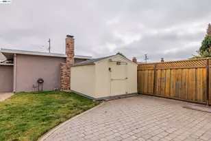 15743 Via Sorrento, San Lorenzo, CA 94580 - Photo 29