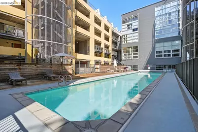 311 Oak St, Oakland, CA 94607 - Photo 37