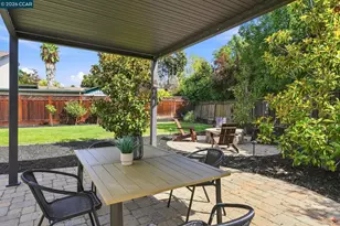 100 Pleasant Valley Dr, Walnut Creek, CA 94597 - Photo 29