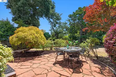 1616 Dayton Ave, Alameda, CA 94501 - Photo 25