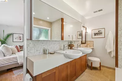 5565 Florence Ter, Oakland, CA 94611 - Photo 27