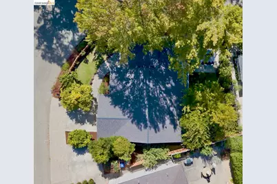 5565 Florence Ter, Oakland, CA 94611 - Photo 57