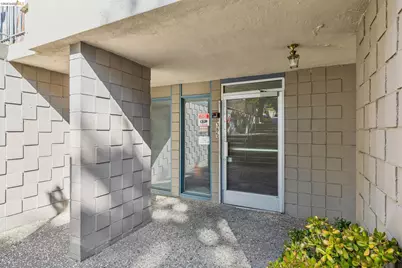 385 Jayne Ave #301, Oakland, CA 94610 - Photo 35