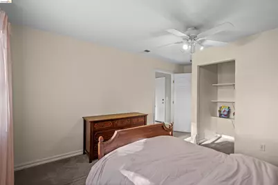 1049 Meadowgate Way, Brentwood, CA 94513 - Photo 35