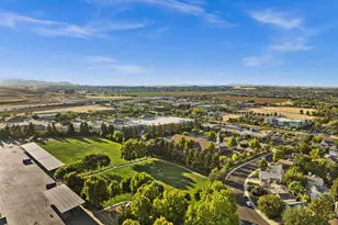 1049 Meadowgate Way, Brentwood, CA 94513 - Photo 11