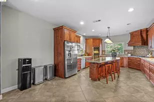 1049 Meadowgate Way, Brentwood, CA 94513 - Photo 37