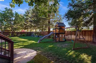 1049 Meadowgate Way, Brentwood, CA 94513 - Photo 59