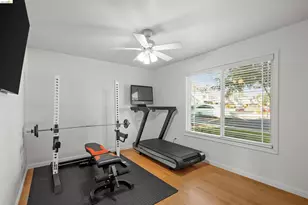 1049 Meadowgate Way, Brentwood, CA 94513 - Photo 17