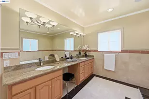 7420 Skyline Blvd, Oakland, CA 94611 - Photo 93