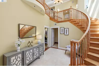 7420 Skyline Blvd, Oakland, CA 94611 - Photo 9