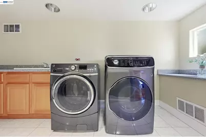 7420 Skyline Blvd, Oakland, CA 94611 - Photo 99