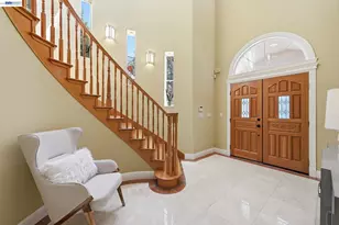 7420 Skyline Blvd, Oakland, CA 94611 - Photo 11