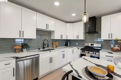 2134 62nd Ave G, Oakland, CA 94621 - Photo 13