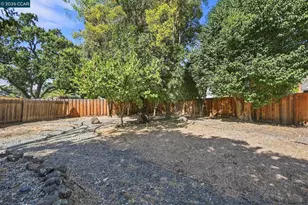 1401 Nicholas Dr, Concord, CA 94520 - Photo 21