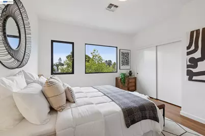 1215 Wood St, Oakland, CA 94607 - Photo 19