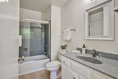 72 Rolling Green Way, Pleasant Hill, CA 94523 - Photo 25