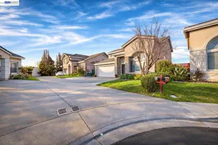 15100 Shining Star Ln, San Leandro, CA 94579 - Photo 3