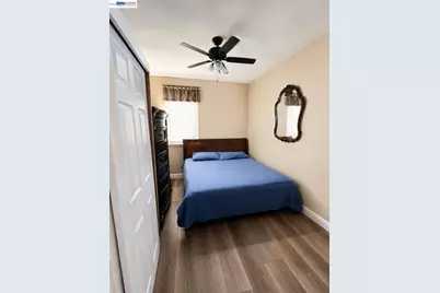 3015 Bayshore Rd #411, Redwood City, CA 94063 - Photo 15