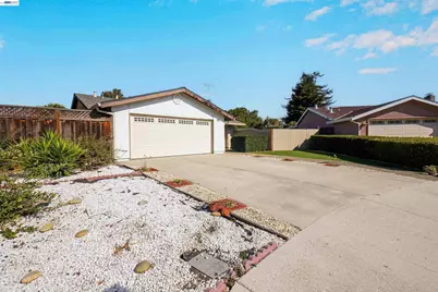 32321 Pollux Ct, Union City, CA 94587 - Photo 45