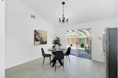 32321 Pollux Ct, Union City, CA 94587 - Photo 7