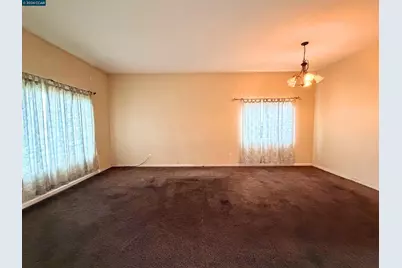 1990 Pisa Cir, Stockton, CA 95206 - Photo 7