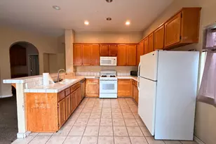 1990 Pisa Cir, Stockton, CA 95206 - Photo 11