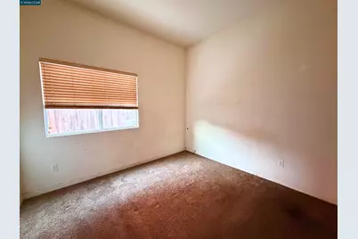 1990 Pisa Cir, Stockton, CA 95206 - Photo 21
