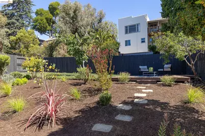 6124 Laird Ave, Oakland, CA 94605 - Photo 45