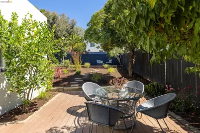 6124 Laird Ave, Oakland, CA 94605 - Photo 23