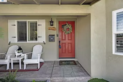 34515 Bentley Ct, Fremont, CA 94555 - Photo 3