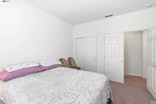 9569 Nicole Ln, Elk Grove, CA 95758 - Photo 41