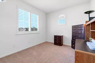 9569 Nicole Ln, Elk Grove, CA 95758 - Photo 35