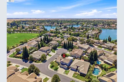 9569 Nicole Ln, Elk Grove, CA 95758 - Photo 61