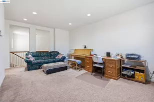 9569 Nicole Ln, Elk Grove, CA 95758 - Photo 33