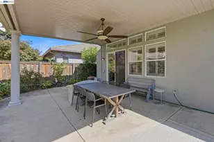 9569 Nicole Ln, Elk Grove, CA 95758 - Photo 51