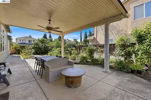 9569 Nicole Ln, Elk Grove, CA 95758 - Photo 45