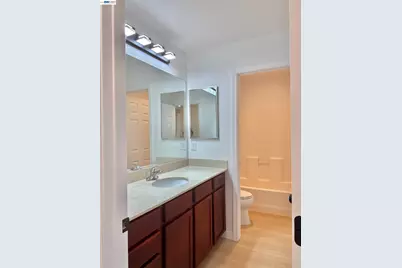 668 Landmark Pt, Lathrop, CA 95330 - Photo 37