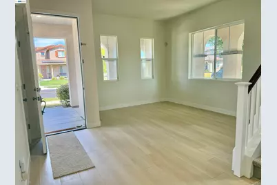 668 Landmark Pt, Lathrop, CA 95330 - Photo 9
