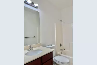 668 Landmark Pt, Lathrop, CA 95330 - Photo 21