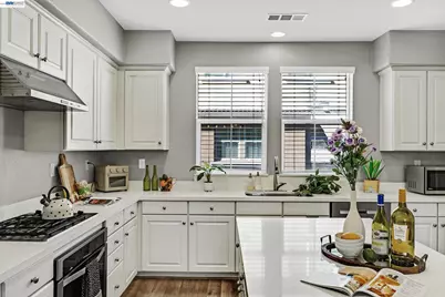 2283 Gibbons St, Hayward, CA 94541 - Photo 17