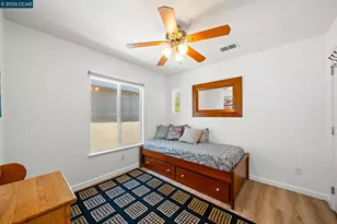 561 Loch Lomond Way, Fairfield, CA 94534 - Photo 19