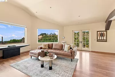 11 Drury Ct, Berkeley, CA 94705 - Photo 11