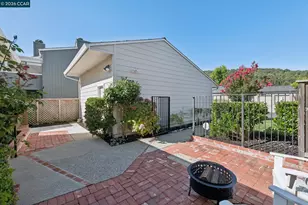 115 Cypress Point Way, Moraga, CA 94556 - Photo 7