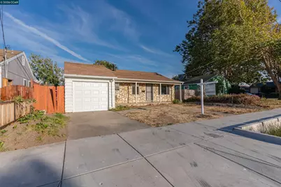 2114 Rumrill Blvd, San Pablo, CA 94806 - Photo 1