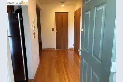 8781 Mountain Blvd #5, Oakland, CA 94605 - Photo 7