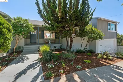 5718 Burlingame Ave, Richmond, CA 94804 - Photo 3