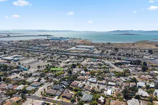 5718 Burlingame Ave, Richmond, CA 94804 - Photo 41