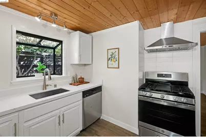 4751 Fair Ave, Oakland, CA 94619 - Photo 17