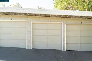 1065 Wesley Ct, Walnut Creek, CA 94597 - Photo 5